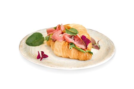 Ростбиф и свежие томаты