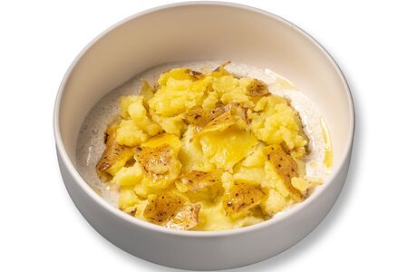 Печеный картофель с трюфельным соусом