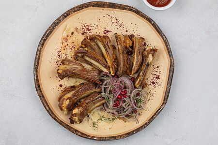 Шашлык из бараньих ребрышек