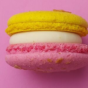 Макаронс Чизкейк маракуйя