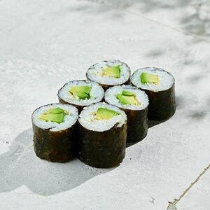 Ролл с авокадо