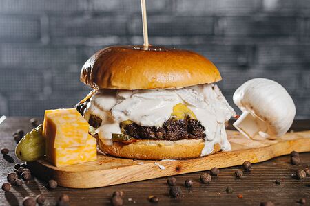 Бургер Беконмнатный грибозавр