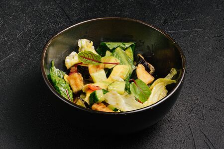 С авокадо и баклажаном