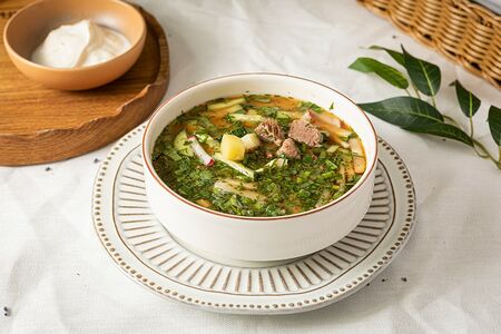 Окрошка на квасе с говядиной