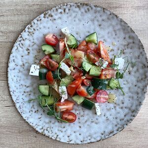 Овощной салат с горчичной заправкой