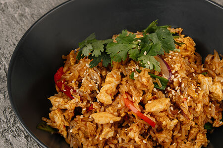 Острый рис с курицей