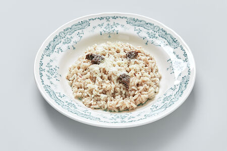 Ризотто с пармезаном и трюфельным соусом