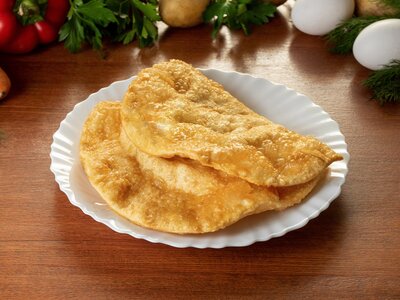 Чебурек с двойной начинкой из картошки