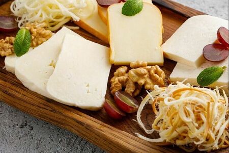 Ассорти грузинских сыров