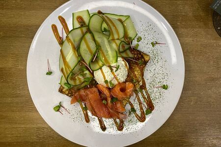 Блин Красная рыба с творожным сыром