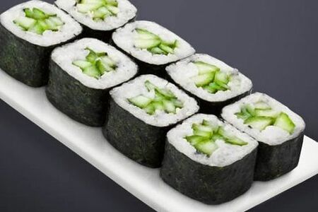 Ролл с огурцом