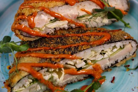 Японский сэндвич с курицей