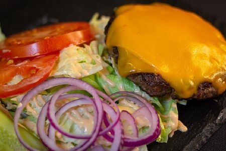 Бургер-салат