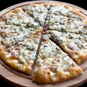 Пицца мясная