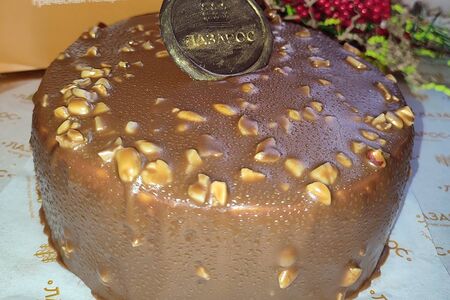 Торт Сникерс