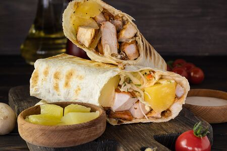 Шаурма Гавайская на углях