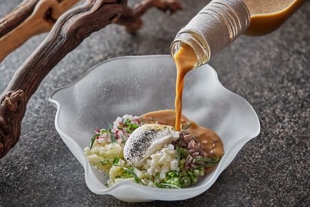 Окрошка с уткой, квас, сметана