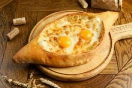 Хачапури по-аджарски Зур