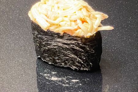 Гункан с сурими спайси