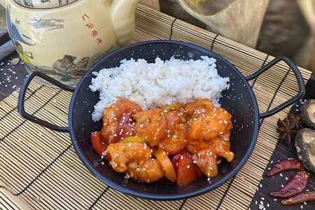 Свинина с ананасами в кисло-сладком соусе