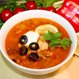 Солянка по-домашнему
