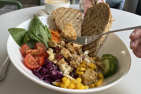 Боул с курицей терияки