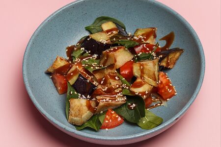Салат с баклажанами