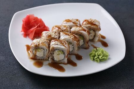 Ролл Унаги оригано маки