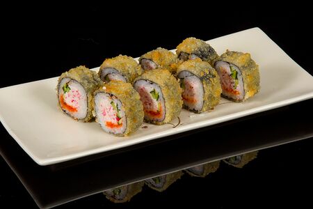 Ролл Калифорния в темпуре