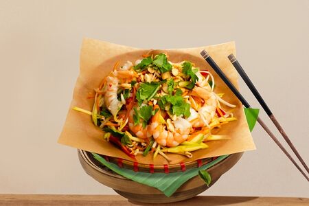 Ном Соай Том