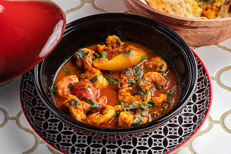 Креветки в томатном соусе