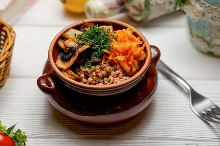 Гречка по-строгановски