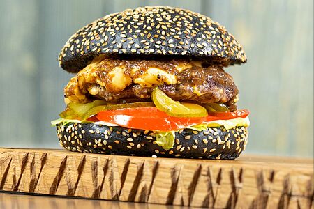 Блэк Чизбургер