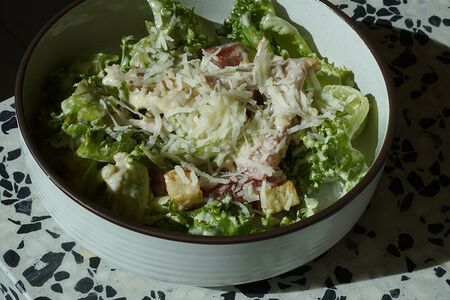 Цезарь с курицей