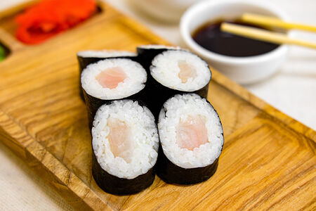 Ролл Хосомаки изумидай