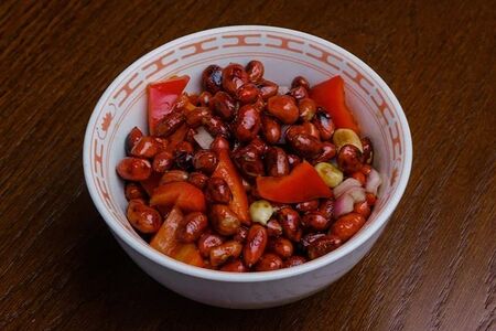 Жареный арахис в уксусе