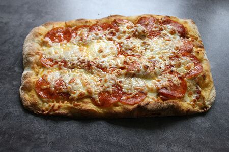 Римская пицца Пепперони