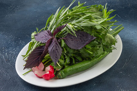 Ассорти из зелени