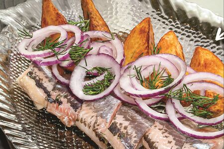 Селедочка с картофелем