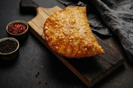 Чебурек с сыром