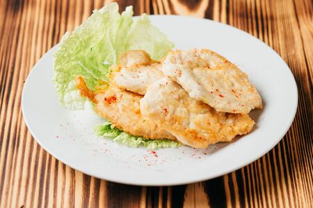 Медальоны из куриного филе