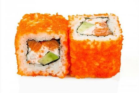 Ролл Калифорния с лососем