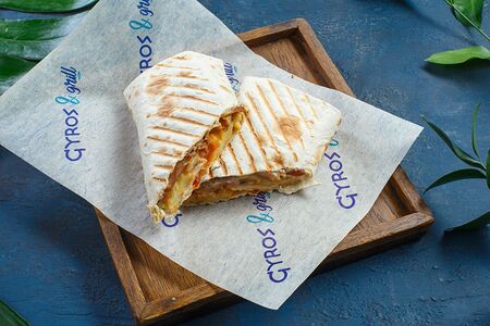 Греческая шаурма с курицей