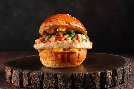 Чикен Бургер