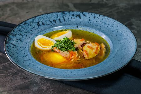 Куриный суп с домашней лапшой