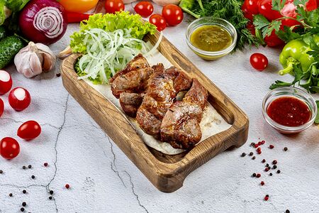 Шашлык из cвинoй шеи
