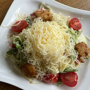 Цезарь с курицей