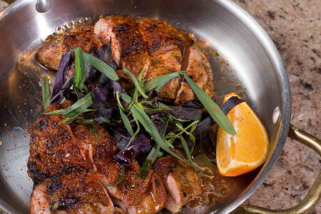 Цыпленок с узбекским лимоном и травами