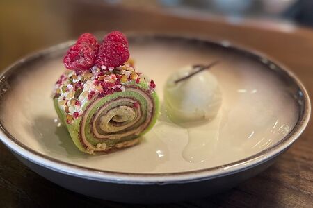 Рулет Фисташка-малина