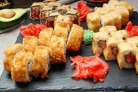 Сет горячих роллов Сакура